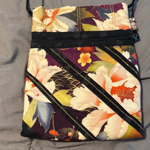 Handbags - Floral Patterned Women's Bag